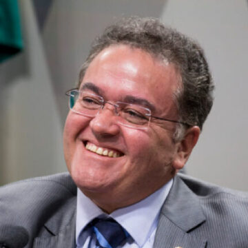 Candidatos afoitos, institutos duvidosos