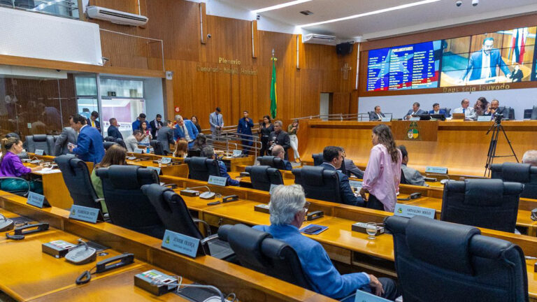 Alema começa a analisar projeto que cria programa estadual de microcrédito para pequenos empreendedores