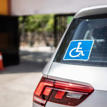 Projeto que garante isenção automática de IPVA para autistas e PCDs vai à CCJC da Alema