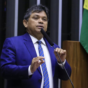 Márcio Jerry quer nova taxação sobre big techs e criação de fundo de regulação digital