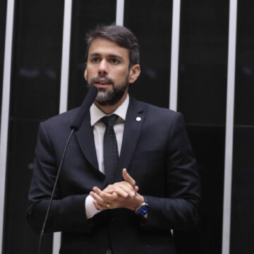 Pedro Lucas defende regulamentação da nova CNH e diz que Brasil precisa de formação mais acessível e moderna