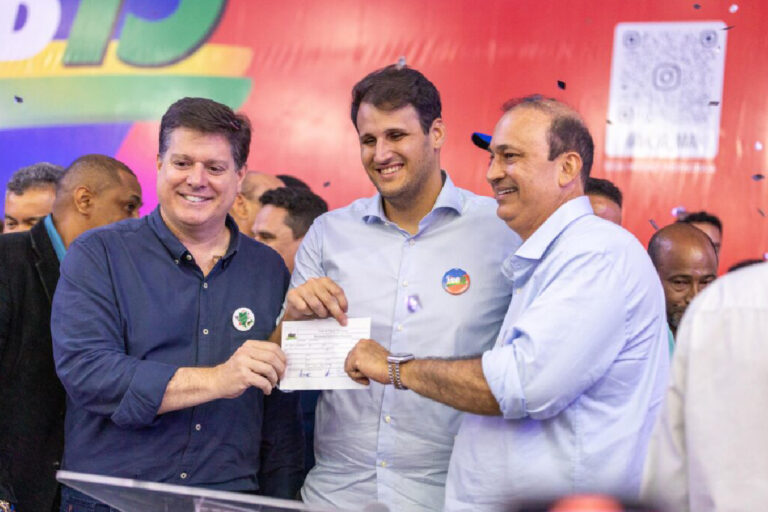 Presidente do MDB Baleia Rossi não comparece à convenção que oficializou pré-candidatura de Orleans Brandão