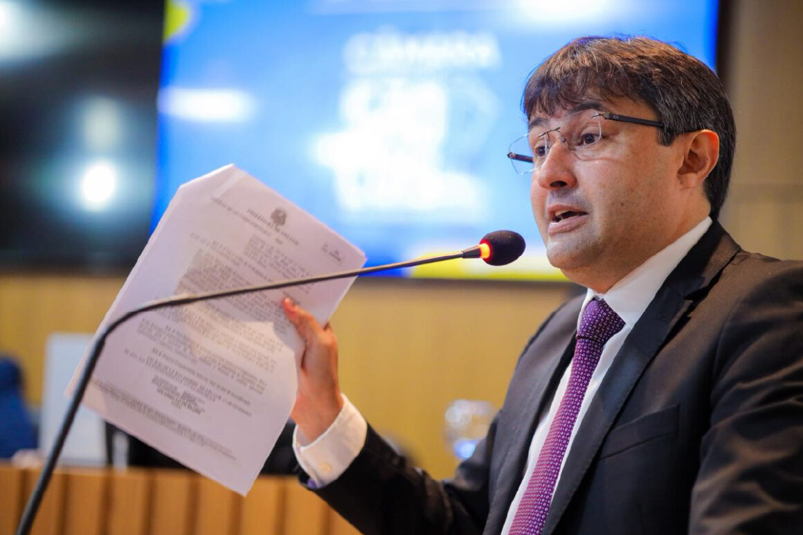 Após pressão da Câmara, Braide amplia corridas por aplicativo para toda a população durante greve de ônibus