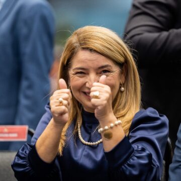 “Ter mais de 56 só é bom para ganhar na eleição da Assembleia quando empata”, diz Iracema Vale na convenção do MDB