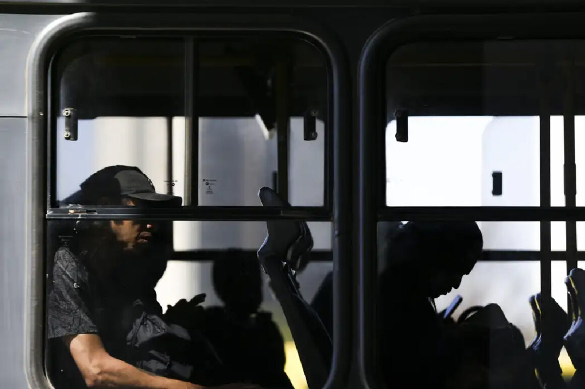 Projeto garante meia tarifa no transporte intermunicipal para professores no MA