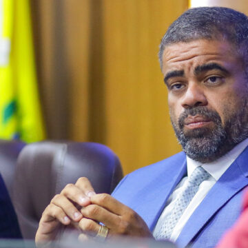 Presidente da Câmara não vai pautar pedido de cassação contra Eduardo Braide