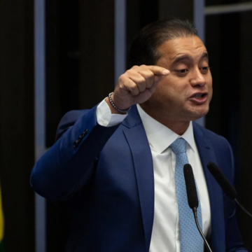 PF pediu prisão de Weverton Rocha, mas PGR e STF negaram; senador foi alvo de busca e apreensão