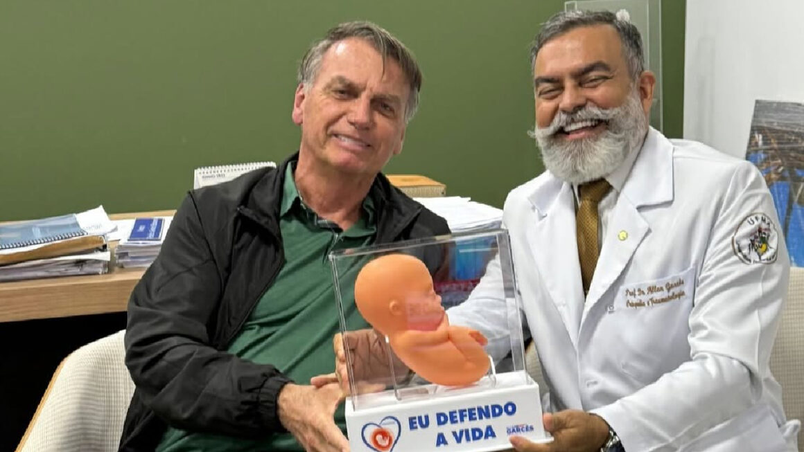 Deputado do MA aciona OAB e aponta possíveis violações a direitos fundamentais de Bolsonaro