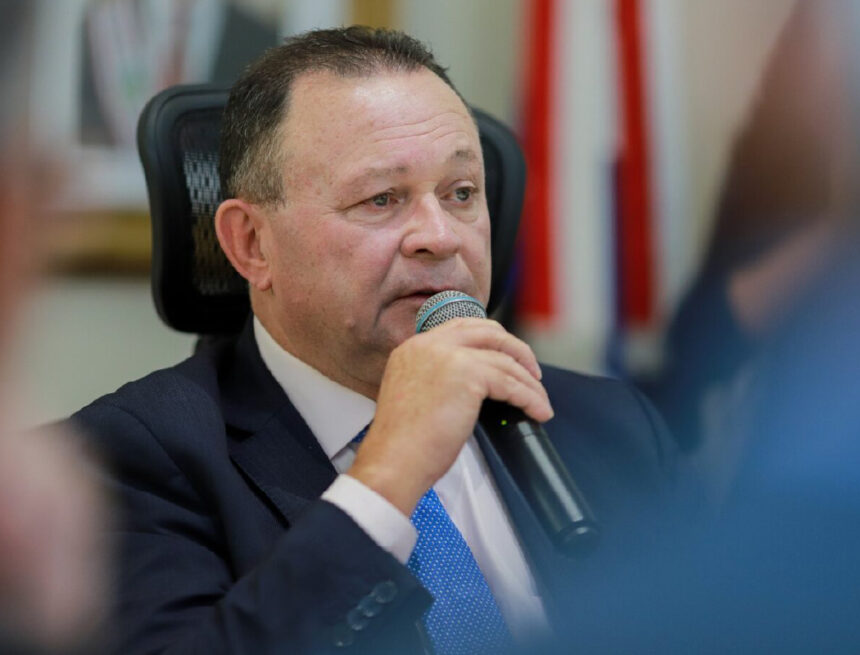 Brandão afasta secretário de Segurança após denúncia de assédio feita por delegada