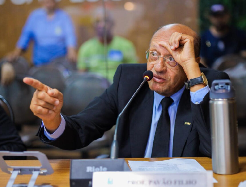 Após secretários ignorarem convocação, Câmara articula mudança na Lei Orgânica para permitir punição a faltas injustificadas