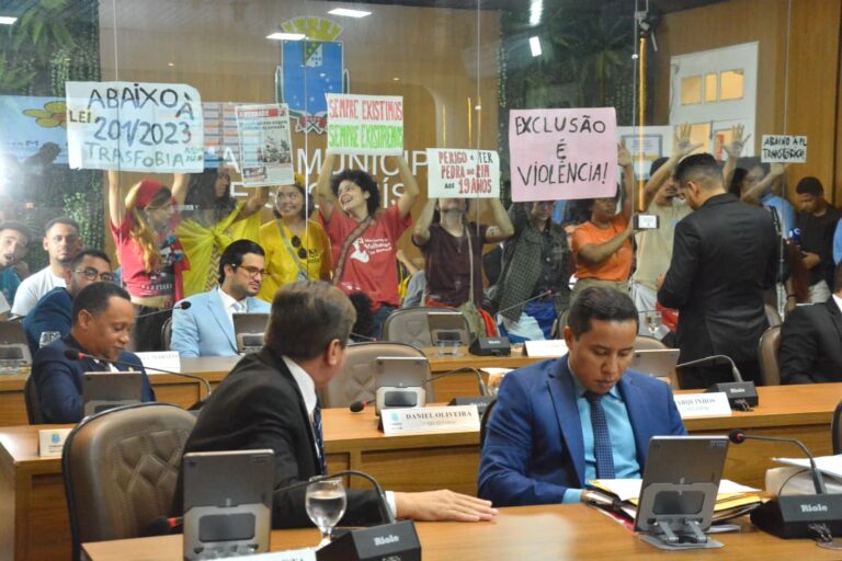 Vereador chama de “transfobia institucional” lei de São Luís que proíbe mulheres trans em banheiros femininos