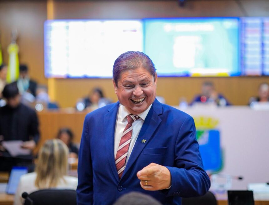 Vereador propõe “Bolsa Trabalho” de R$ 500 para desempregados em São Luís