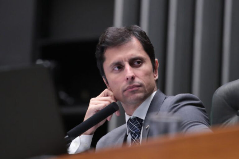 Duarte Jr. diz que acionará Conselho de Ética contra Ribeiro Neto após denúncia de agressão