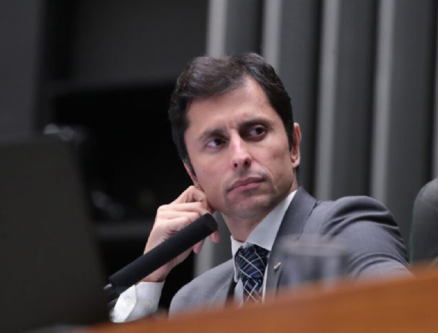 Duarte Jr. diz que acionará Conselho de Ética contra Ribeiro Neto após denúncia de agressão