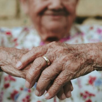 Vereador propõe programa para enfrentar violações de direitos de idosos em São Luís