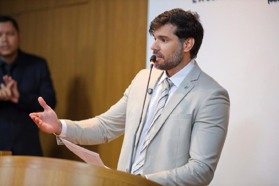 Vereador propõe acabar com recesso parlamentar de julho na Câmara de São Luís Vereador propõe acabar com recesso parlamentar de julho na Câmara de São Luís