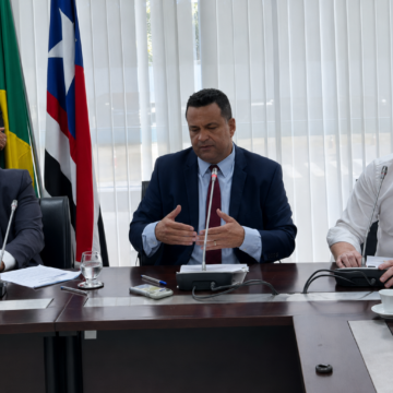 Aliado de Brandão é pressionado a contrariar o governo e apoiar redução do ICMS dos combustíveis