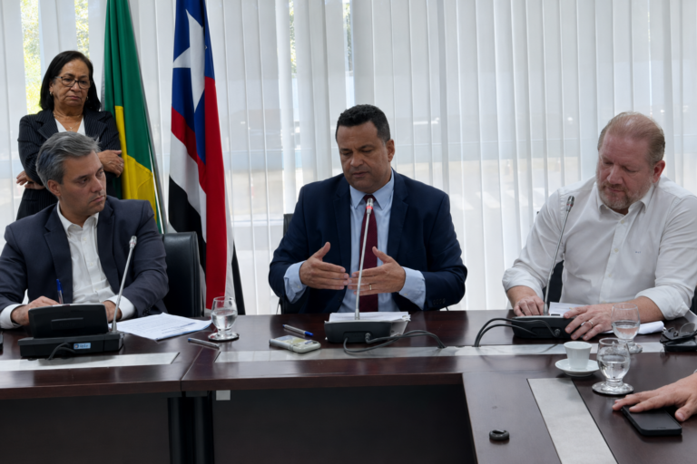 Aliado de Brandão é pressionado a contrariar o governo e apoiar redução do ICMS dos combustíveis