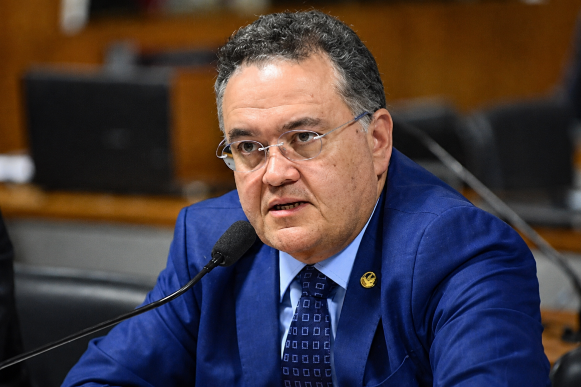 Roberto Rocha se sente traído pelo NOVO e pode desistir da eleição
