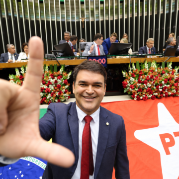 Único deputado do PT no estado, Rubens Jr. ignora Camarão e se derrama por Eduardo Braide