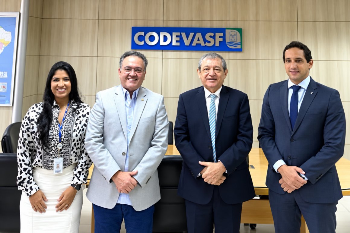 Campanha de Roberto Rocha tem entre doadores dois nomes indicados por ele para a Codevasf Campanha de Roberto Rocha tem entre doadores dois nomes indicados por ele para a Codevasf