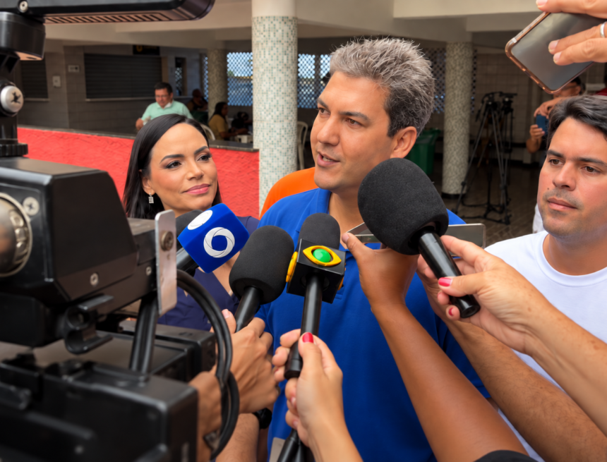 Eduardo Braide vota em São Luís e diz confiar em “resposta” dos eleitores nas urnas Eduardo Braide vota em São Luís e diz confiar em “resposta” dos eleitores nas urnas