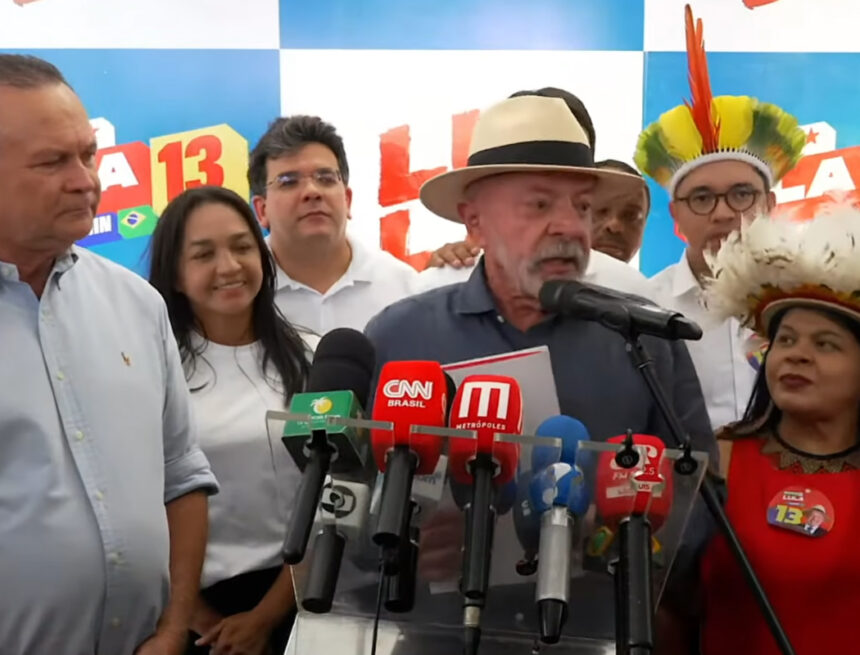 Em São Luís, Lula desafia Flávio Bolsonaro a abrir sigilos: “Quero ver se ele tem coragem” Em São Luís, Lula desafia Flávio Bolsonaro a abrir sigilos: “Quero ver se ele tem coragem”