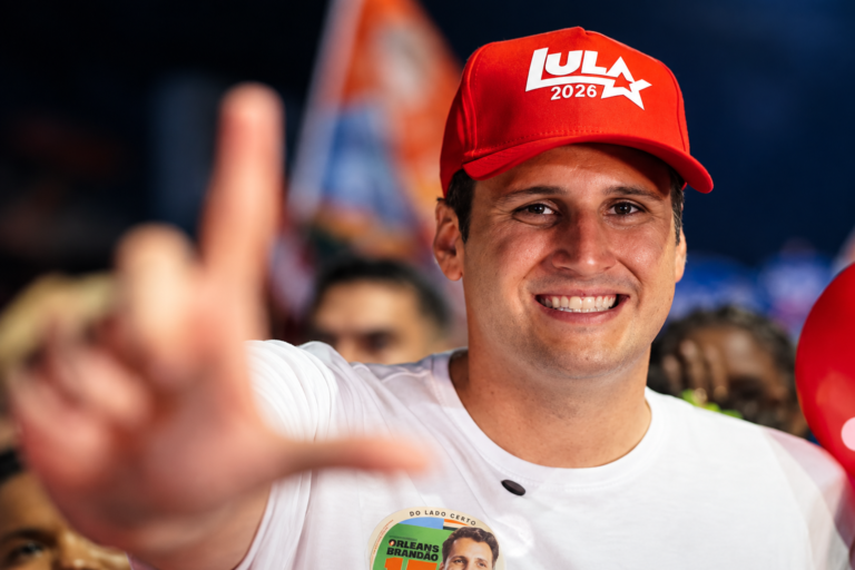 Orleans aposta em voto útil para atrair eleitores de Camarão contra “Bolsobraide”