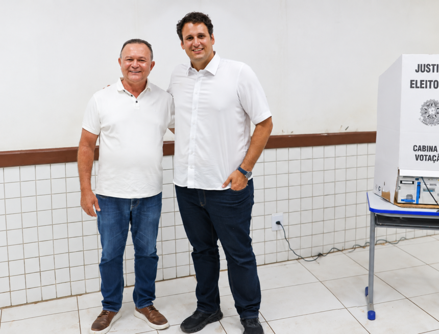 Orleans vota em Colinas ao lado do governador Carlos Brandão Orleans vota em Colinas ao lado do governador Carlos Brandão