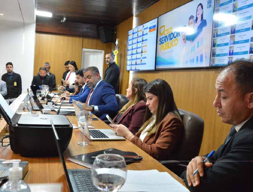Câmara de São Luís derruba veto de Esmênia à Lei de Zoneamento por 17 votos a 9