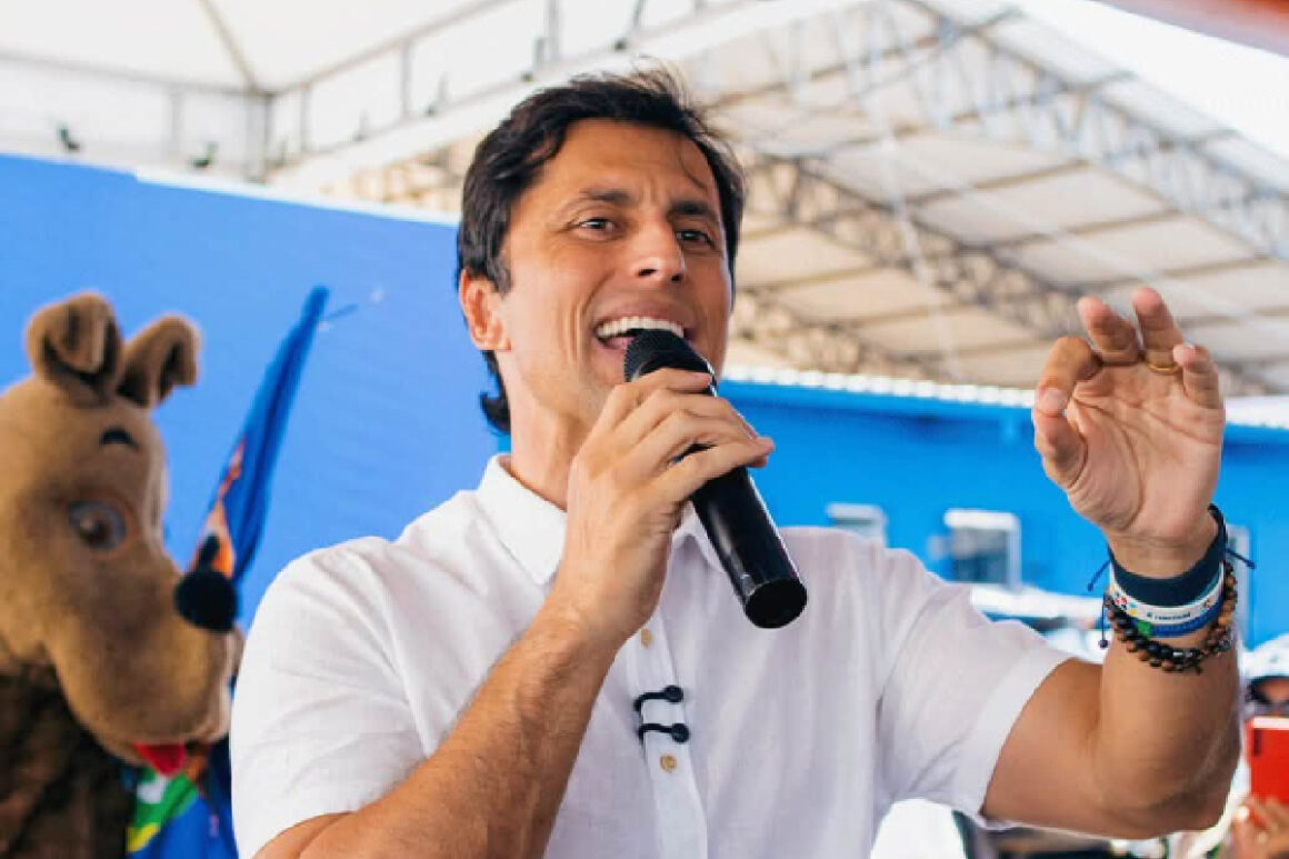 Avante ficou 6,3 mil votos abaixo do mínimo para disputar sobras que poderiam dar uma vaga a Duarte Avante ficou 6,3 mil votos abaixo do mínimo para disputar sobras que poderiam dar uma vaga a Duarte