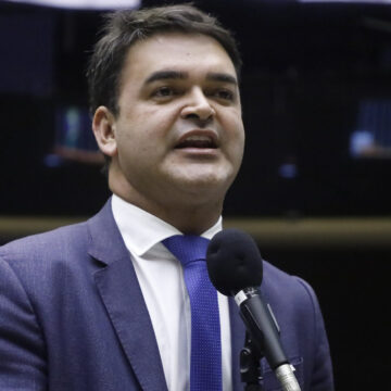 Senado aprova proposta relatada por Rubens Jr. que aumenta teto do MEI para R$ 140 mil