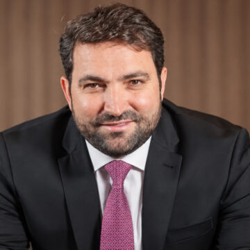 Moraes determina bloqueio de até R$ 6 bilhões em bens do dono da TV Difusora